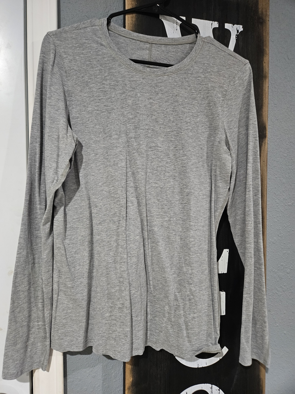 lululemon athletica Light Gray Long-Sleeve Crew Top